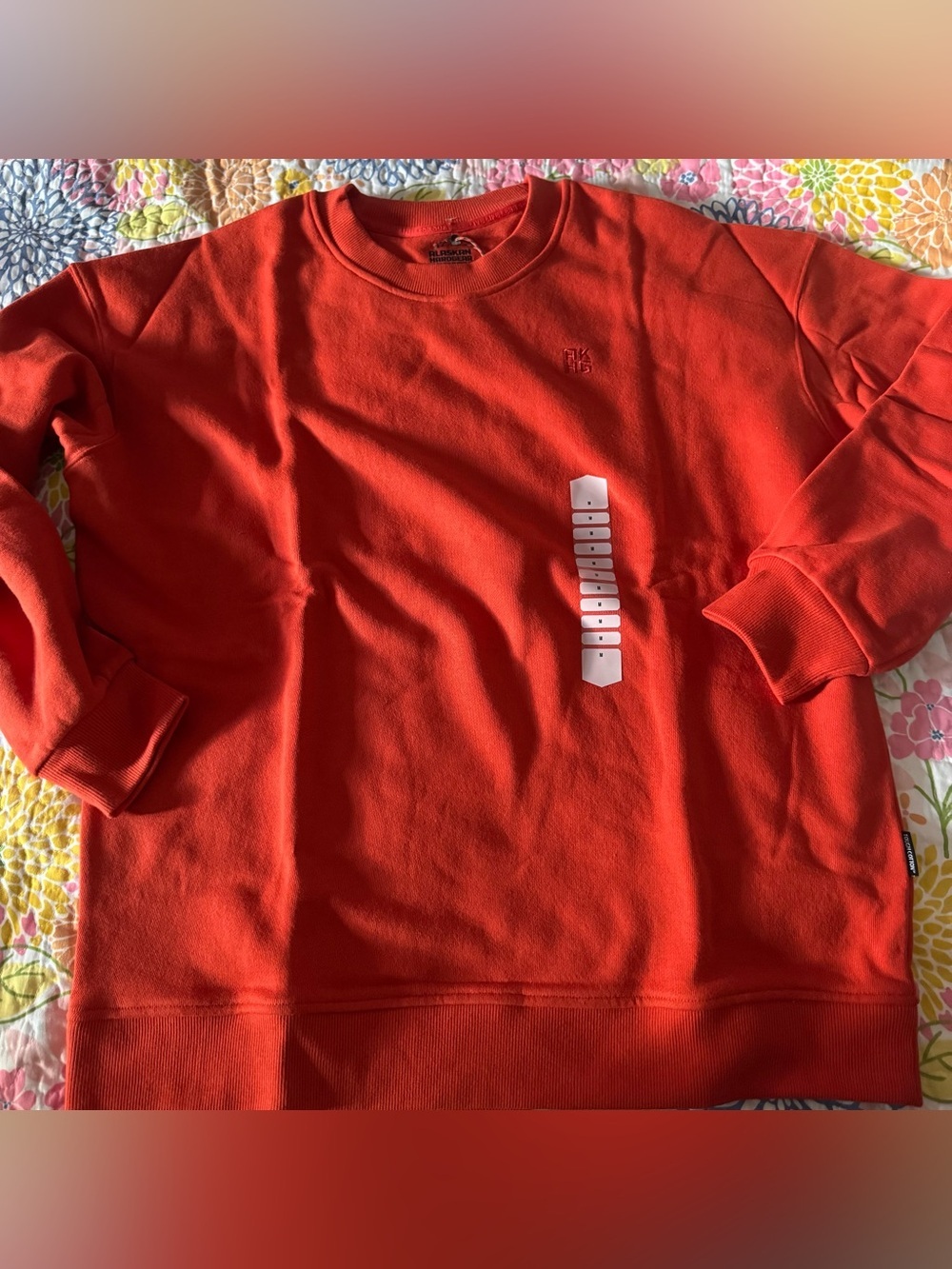 NWT medium akhg Duluth trading crewneck sweatshirt
